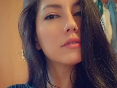 cam chat model LunaBelyang