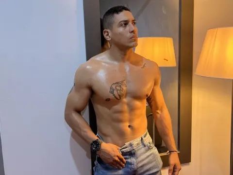 Click here for SEX WITH TomFox